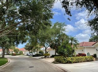 2121 Blue Springs Rd, West Palm Beach, FL 33411