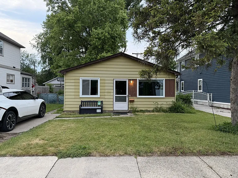 415 Pingree Blvd — Photo 34
