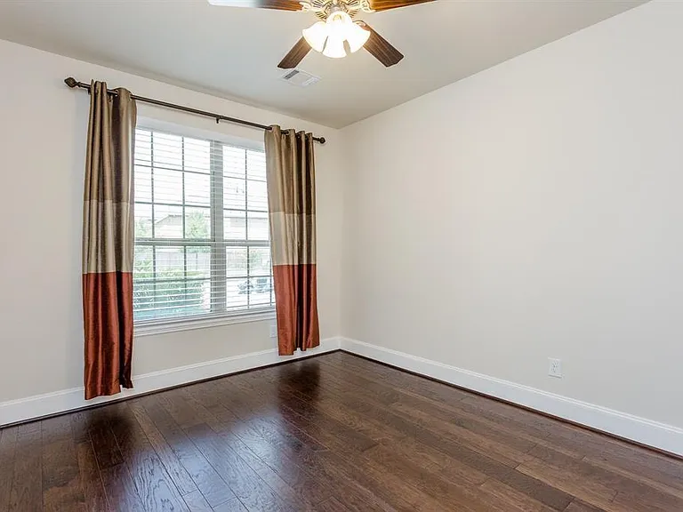 4214 Quiet Dawn Ln — Photo 21