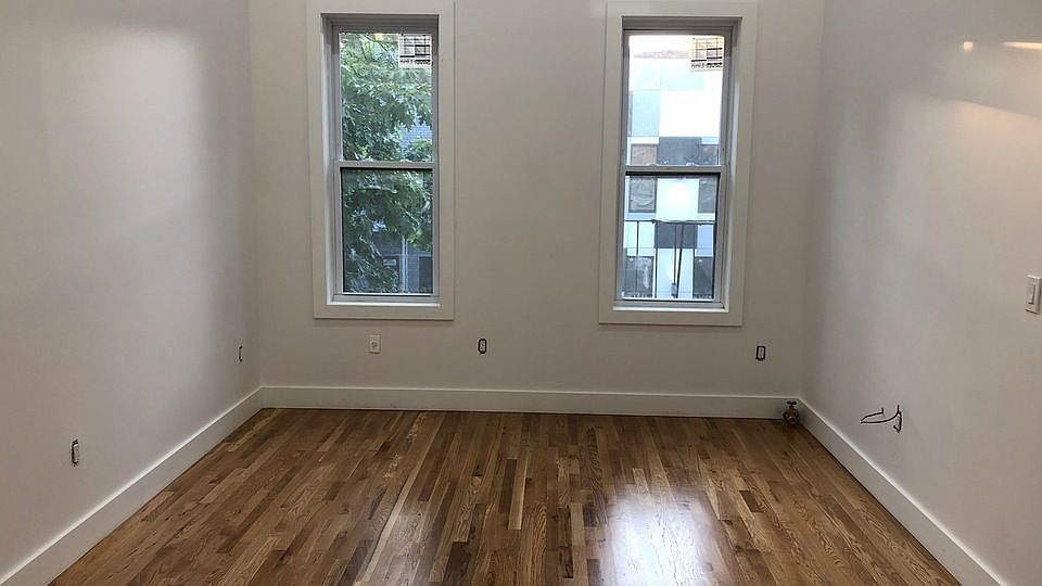 1st image of 1420 Dekalb Ave APT 3R