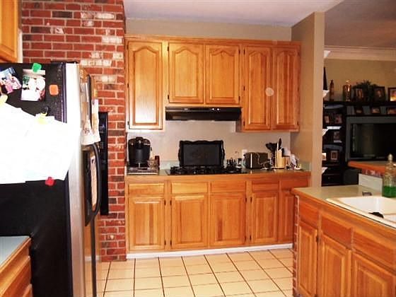 1st image of 515 River Oaks Dr