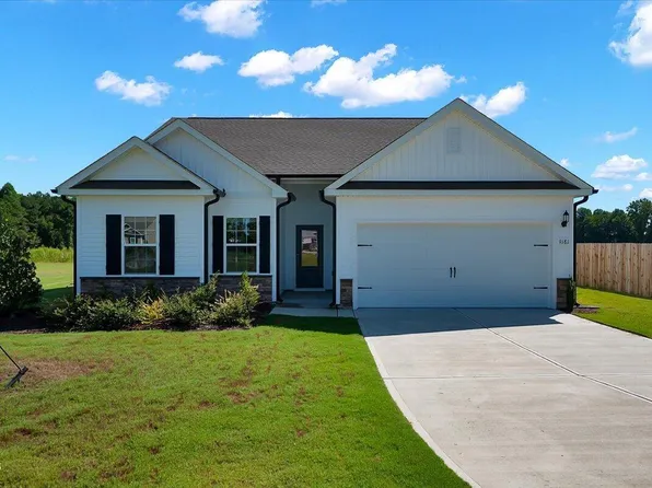 9181 Ava Dr, Bailey, NC 27807