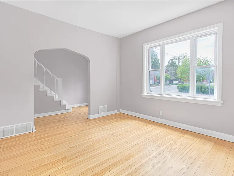 481 Besserer St #1 — Photo 36