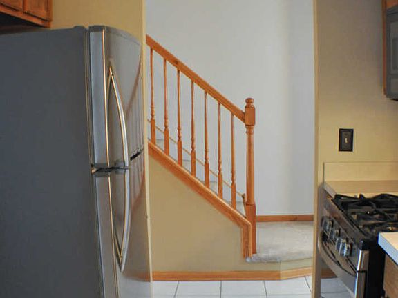 5th image of 15935 Blackwater Ct
