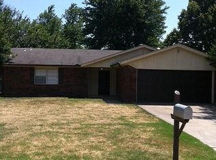 1317 Solomon St, Muskogee, OK 74403