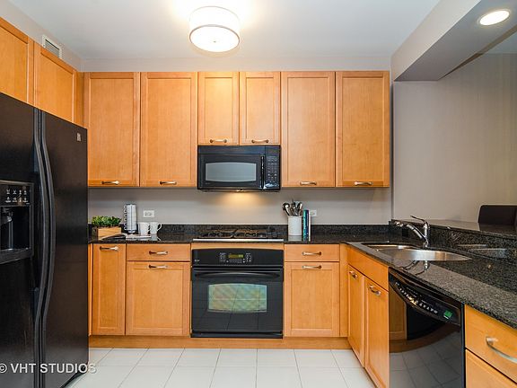5th image of 530 N Lake Shore Dr APT 1602