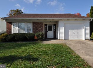 304 Wagon Wheel Cir, Columbus, NJ 08022
