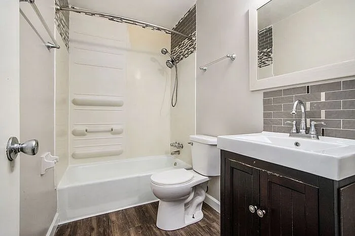 444 Garland St #2 — Photo 5