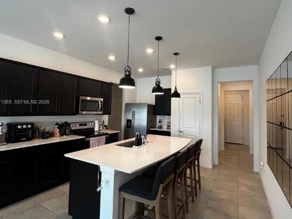 6140 Planta Ln, Greenacres, FL 33415