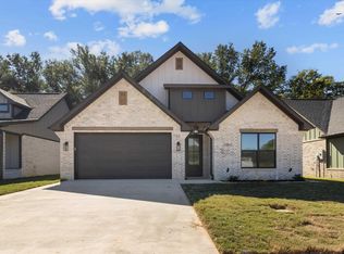 2053 Locklear Ln, Tyler, TX 75703