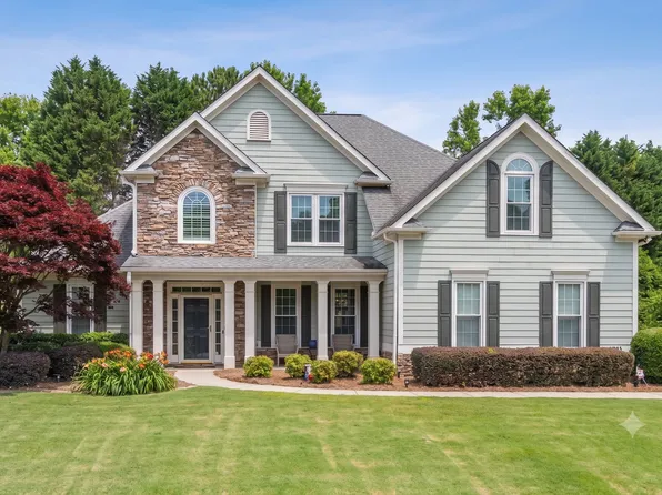 3913 Lost Oak Dr, Buford, GA 30519