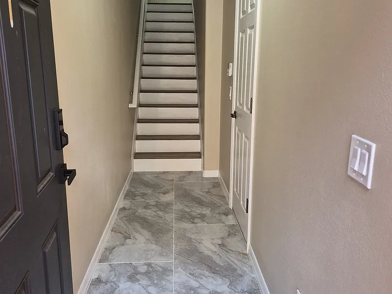 8666 Majestic Elm Ct — Photo 8