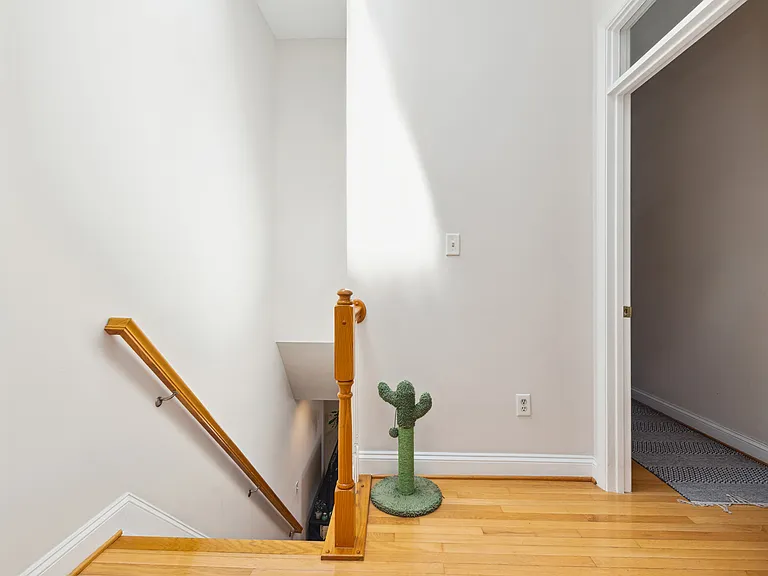 409 S Duncan St — Photo 15