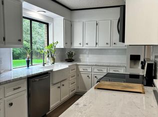 926 Bradley Dr, Athens, TX 75751