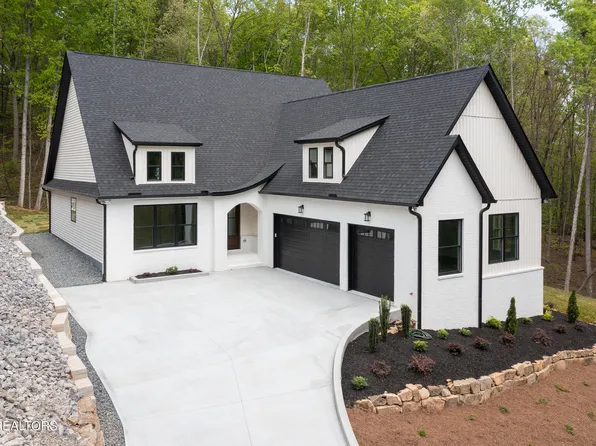 215 Wahuhu Ln, Loudon, TN 37774