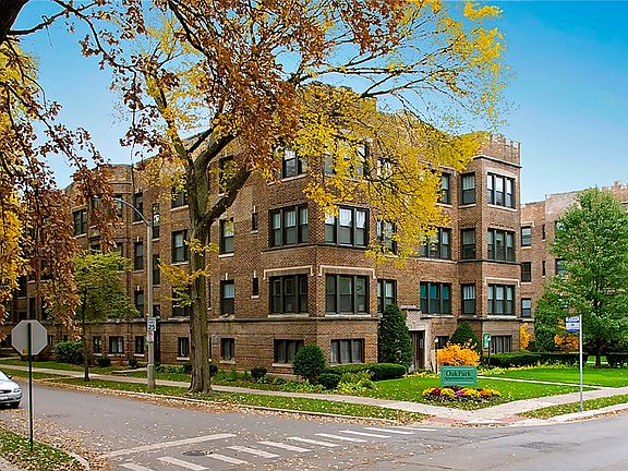 2nd image of 301 N Oak Park Ave #309-3B