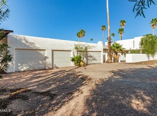3002 N 61st Pl, Scottsdale, AZ 85251