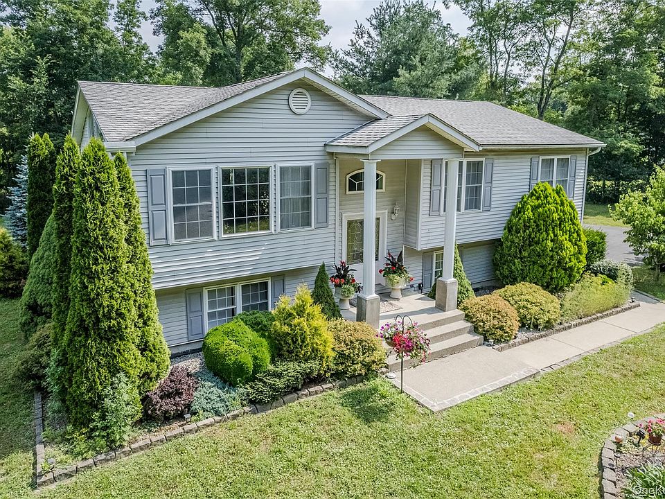 1st image of 300 Mountain Lodge Road