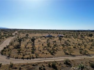 11 Danbury Rd, Phelan, CA 92371