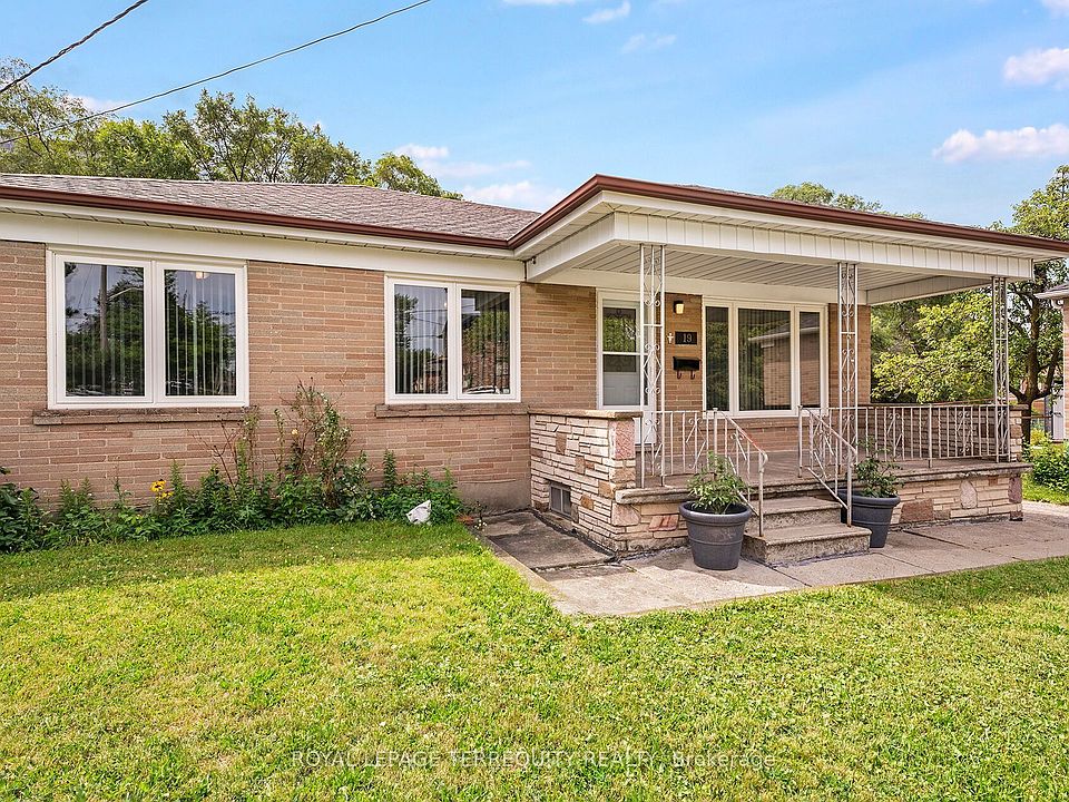 1st image of 19 Battersea Cres