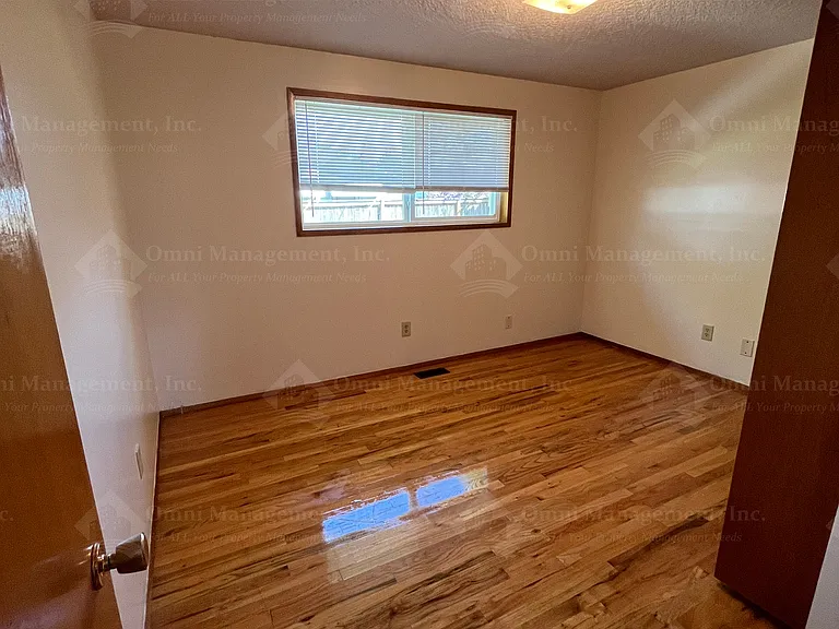 2092 Sallal Rd — Photo 15