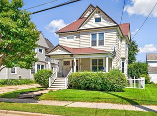 526 Washington Ave, Oshkosh, WI 54901