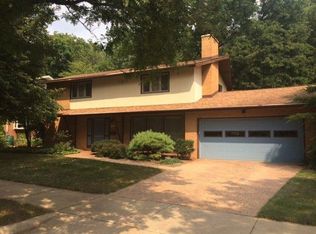 609 Dartmoor Rd, Ann Arbor, MI 48103