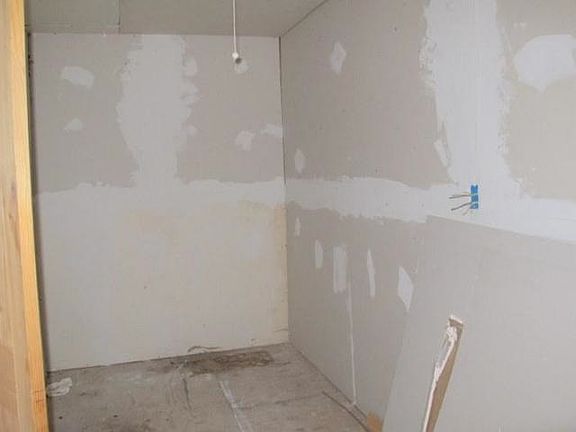 5th image of 1601 S 10th St