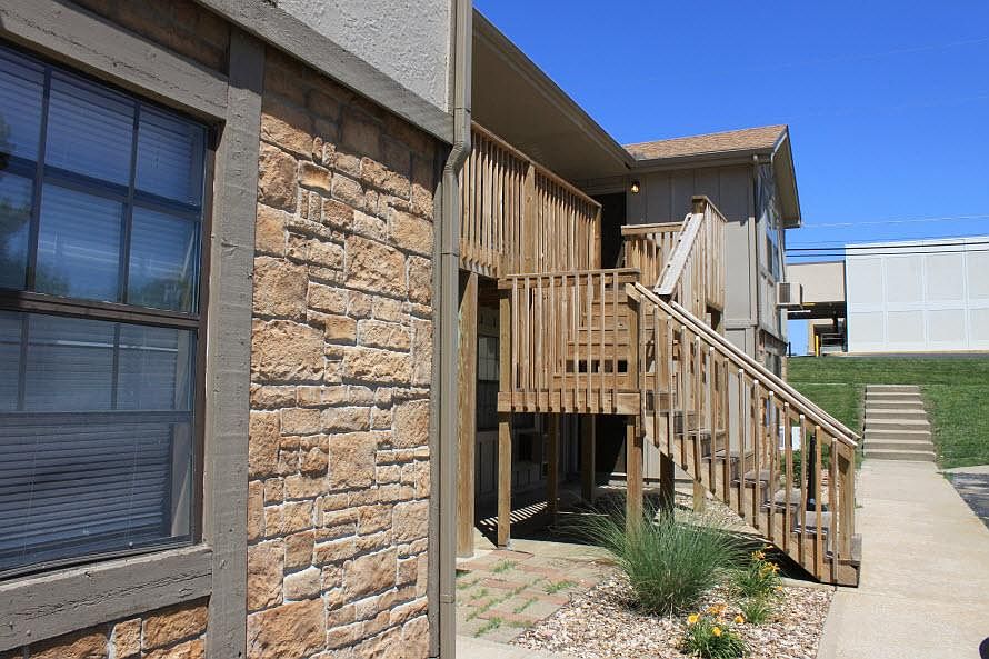 Great location, stone exterior, very nice