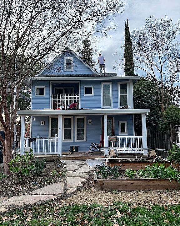 2nd image of 3300 53rd St