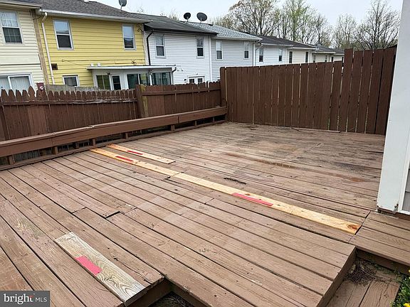 4th image of 128 Oak Dr