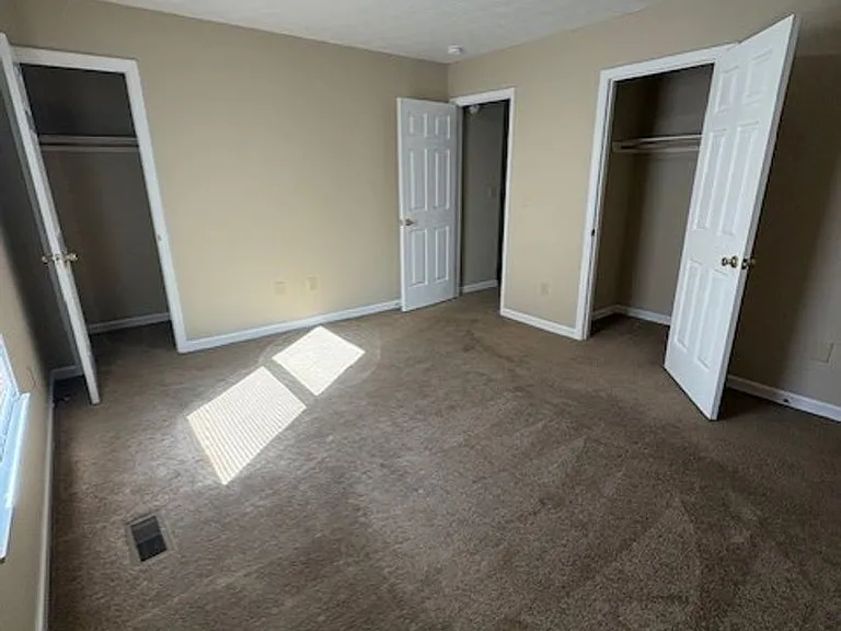 25146 York Dr #32 — Photo 7