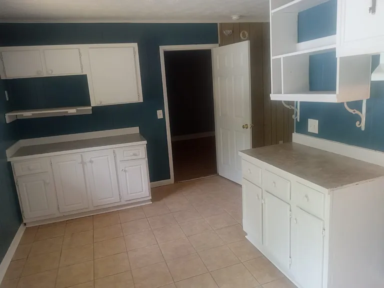 1035 Williams Pl SE #B — Photo 8