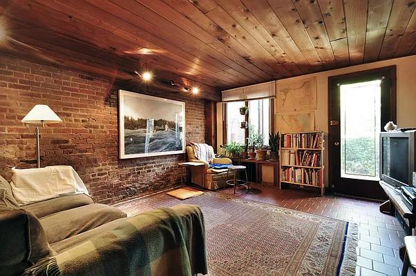 Rented by Corcoran | media 1