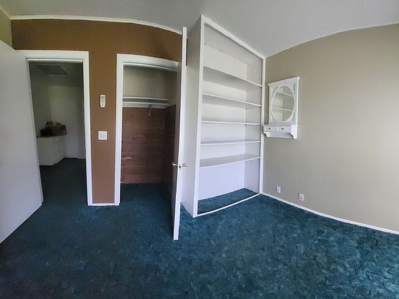 2nd image of 831 Watt Ave