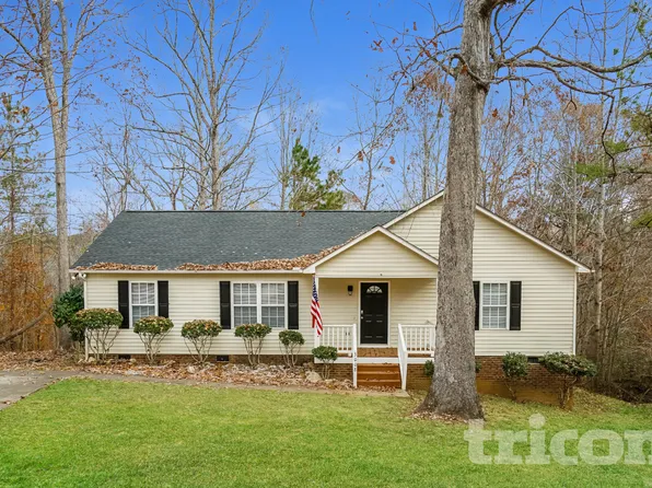 3008 Brittany Dr, Clayton, NC 27520