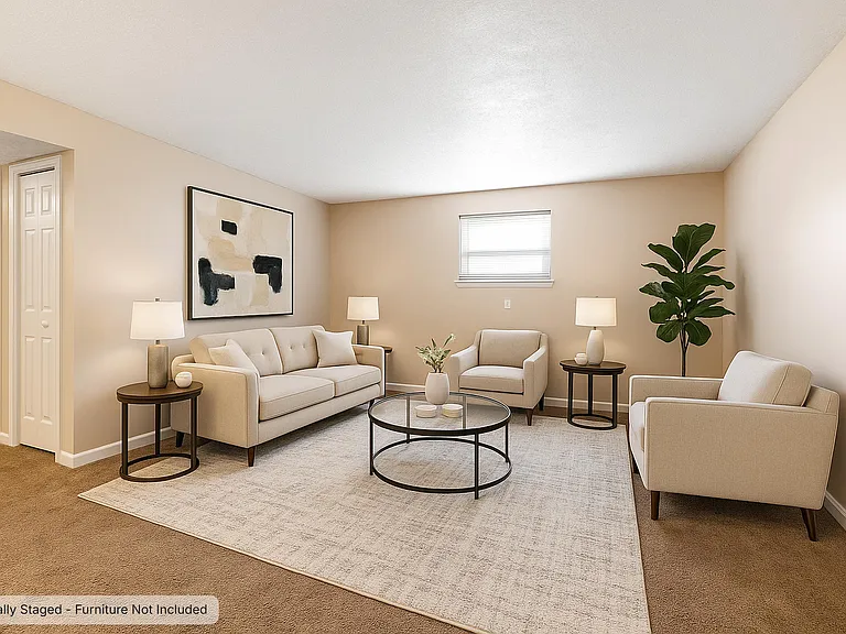 Huge 2 BR, 1 BA apartment!