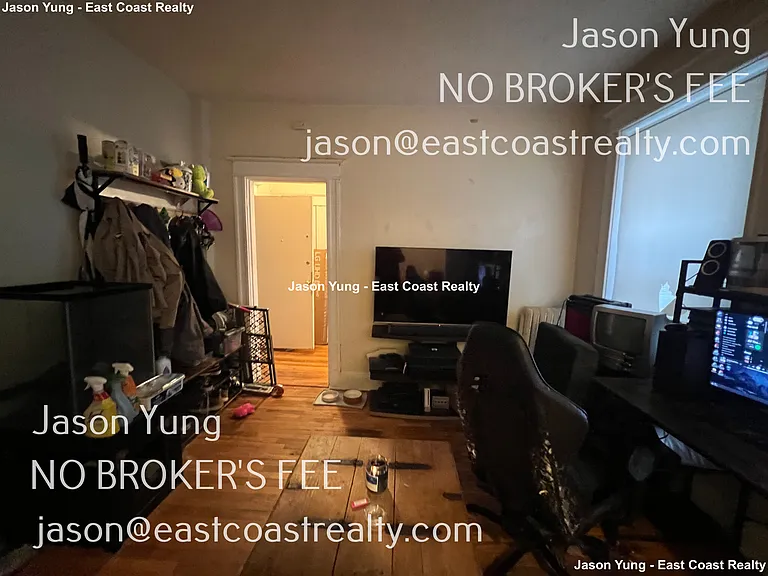 64 Woodstock Ave #4 — Photo 4
