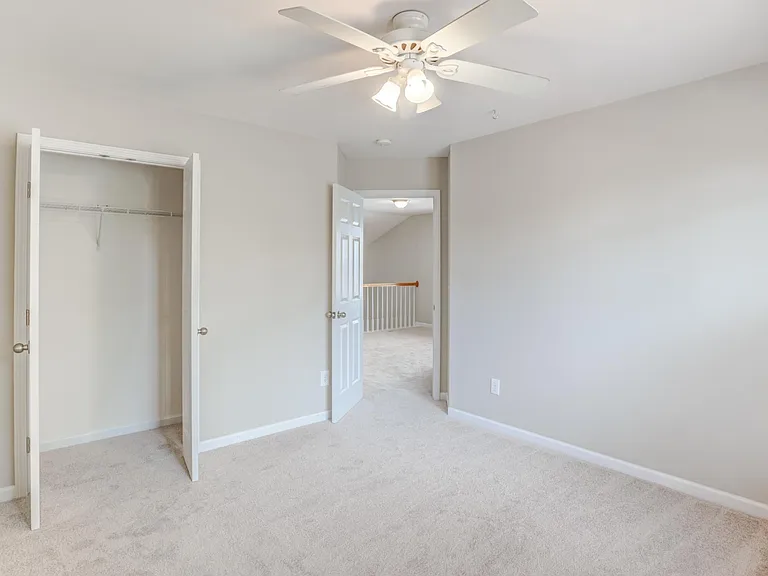 8221 Belneath Ct — Photo 18