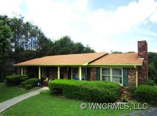 6 Sedgefield Rd, Candler, NC 28715