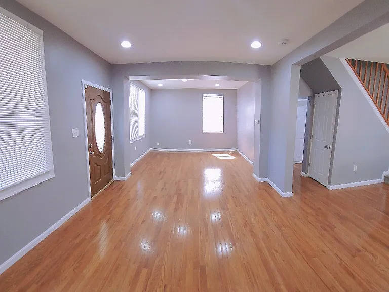 3018 Oak Hill Ave — Photo 4