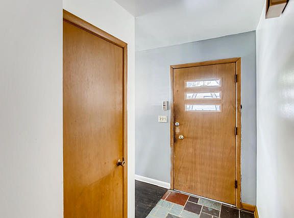 5th image of 605 Seneca Dr
