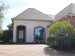 406 Providence Dr, Brandon, MS 39042