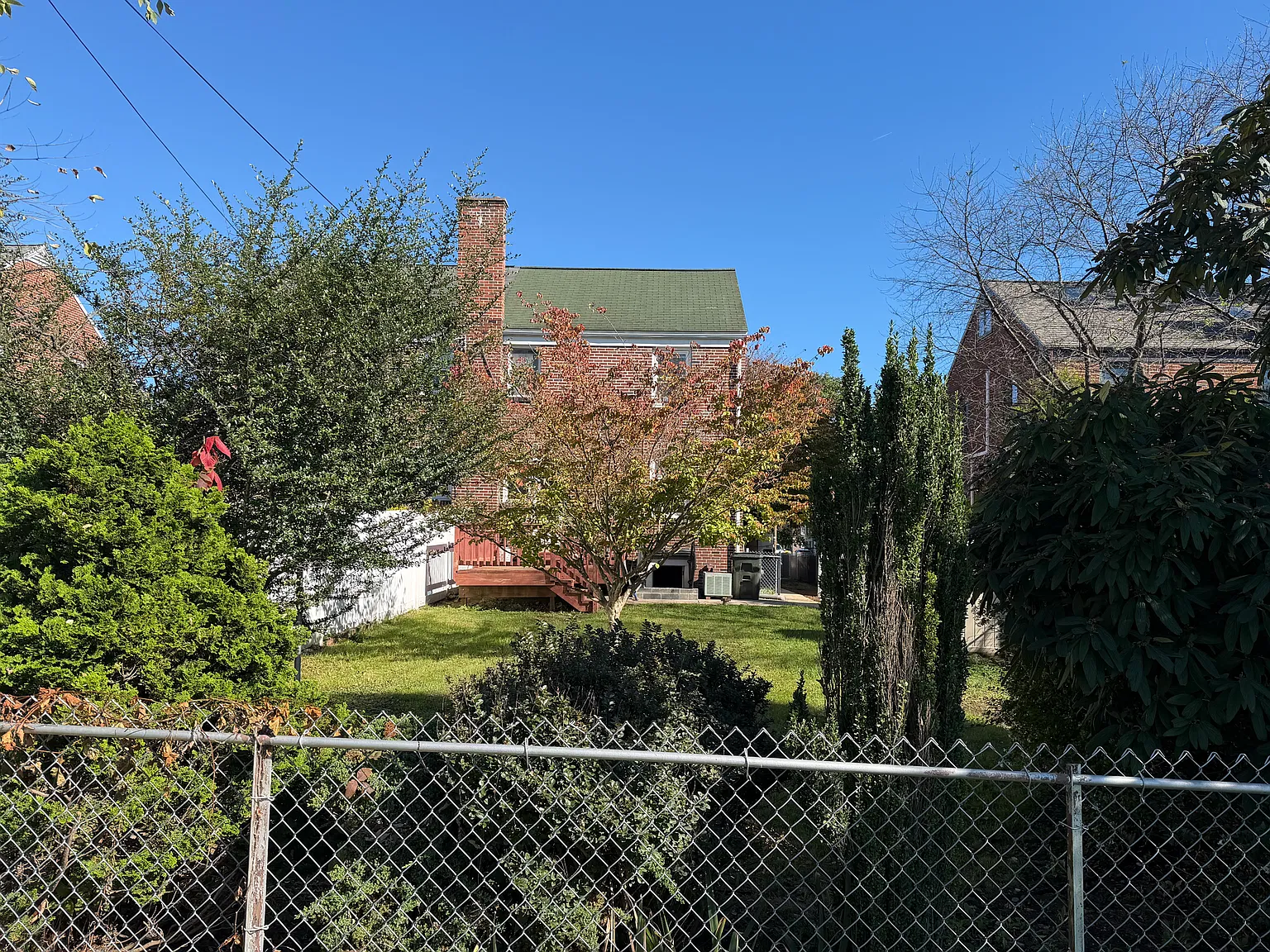 3 bed, 1100 sqft, $1,800 — Photo 2