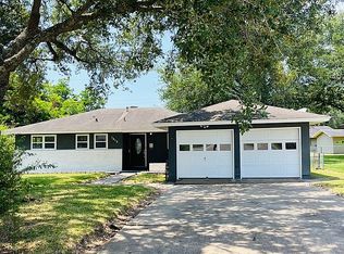 1612 Avenue H, Nederland, TX 77627