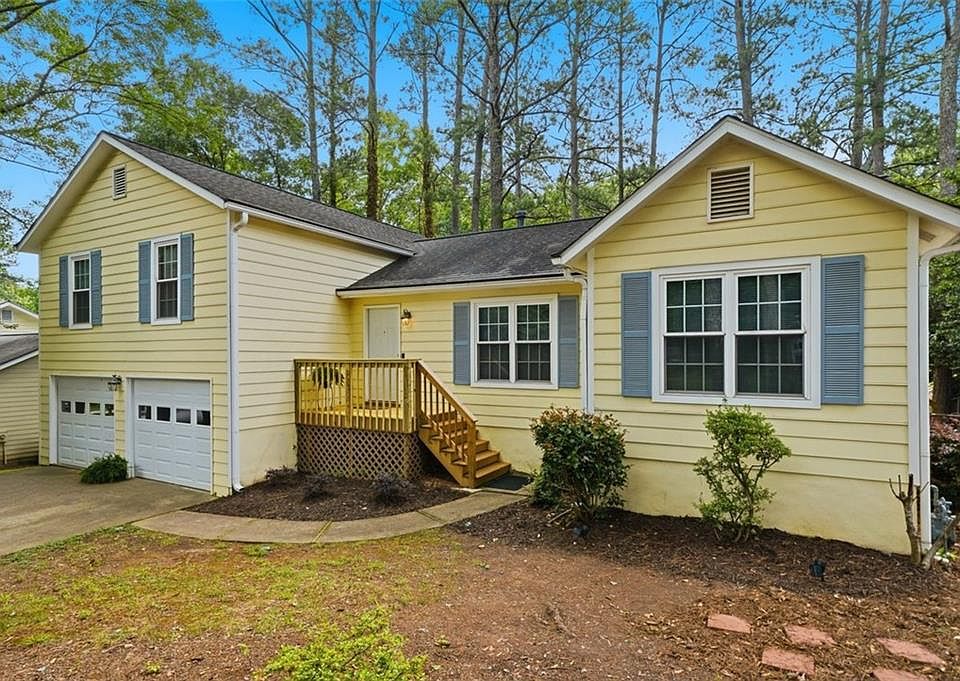 1st image of 165 Tyson Cir
