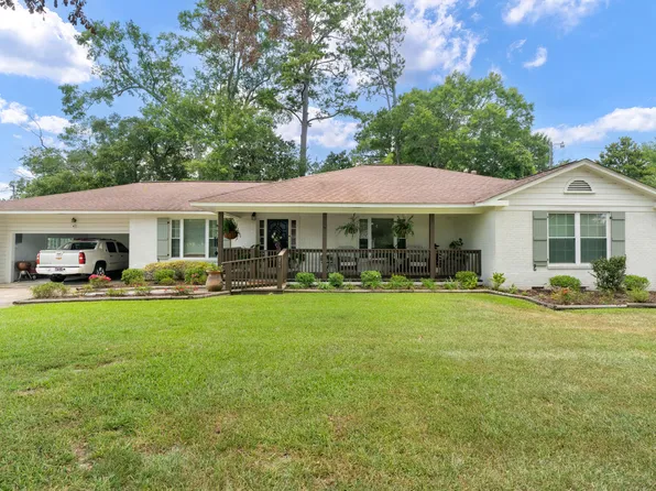 603 S South, Collins, MS 39428