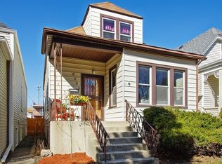 4852 N Kilpatrick Ave, Chicago, IL 60630