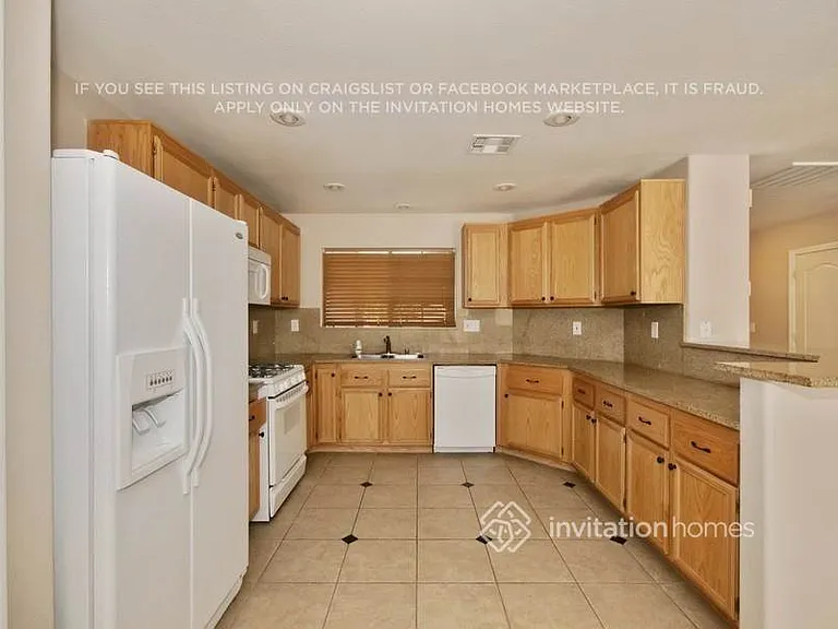 2621 Cedar Bird Dr — Photo 8