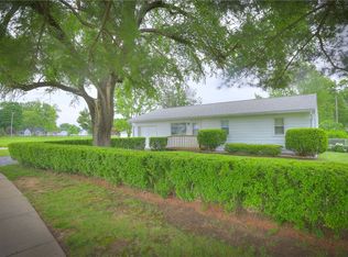 1302 Clement Ave, Forsyth, IL 62535